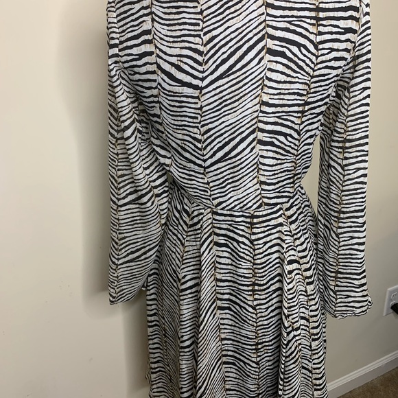 Printed knee length Chiffon dress size 10 - Picture 4 of 4